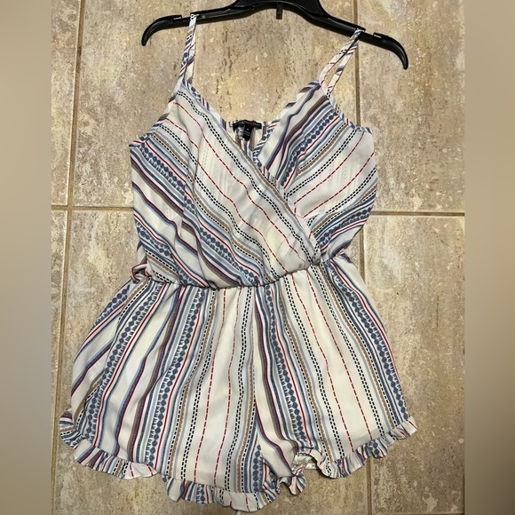 ❤️❤️EUC-mmCmmCmm SUPER CUTE ROMPER SZ M❤️❤️ - Picture 8 of 13